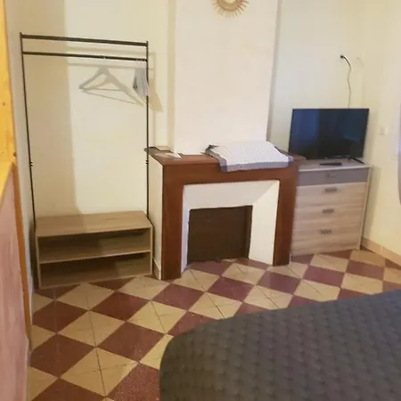 Alojamento de Acomodação e Pequeno-almoço Les Belles Nuits